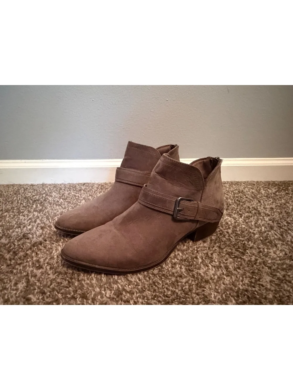 Austin Slip on Ankle Booties Women’s 10